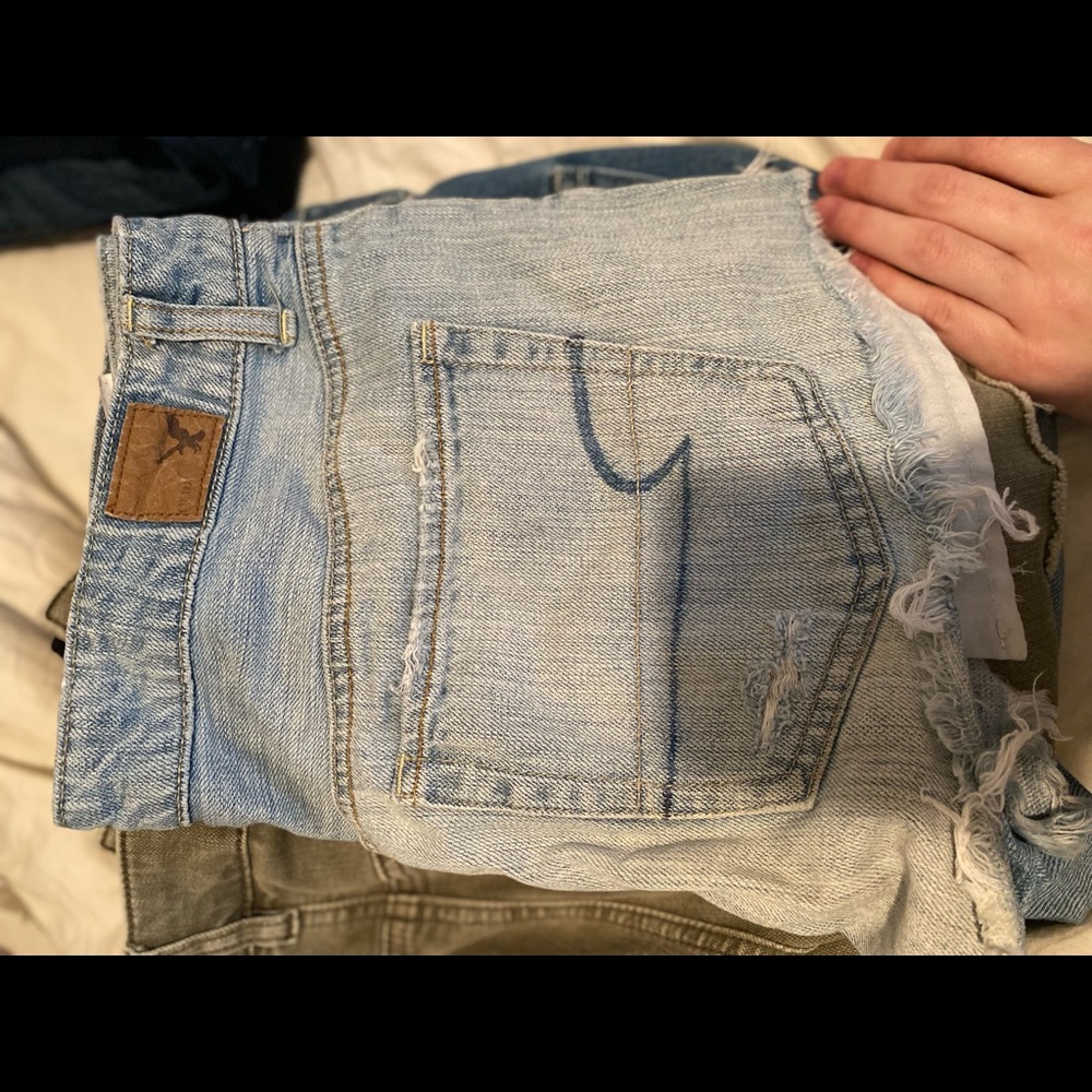 Size 8 American Eagle shorts
